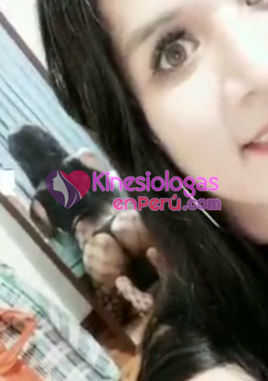 TRANS PASUVA MOM0NA Y ESTRECHITA