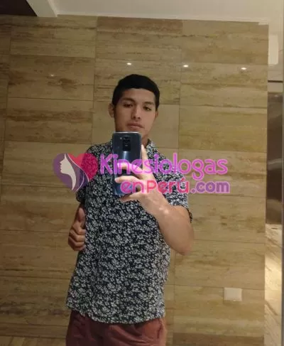 Hombre guapo y dispuesto a todo