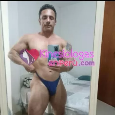 Hombre FIT Dispuesto a cumplir todas tus fantasias