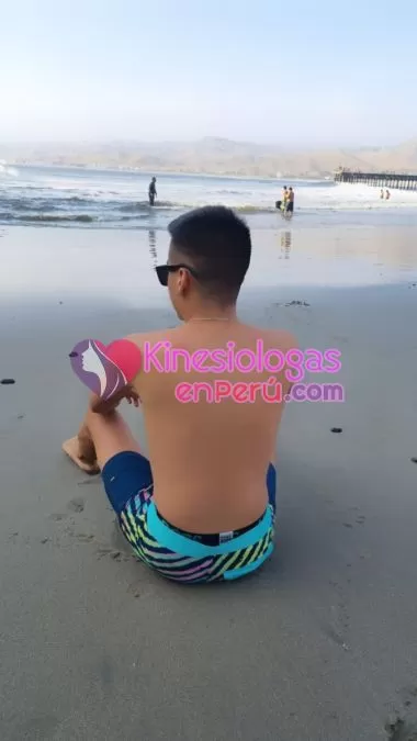 JOVEN VARONIL DISFRUTA CONMIGO